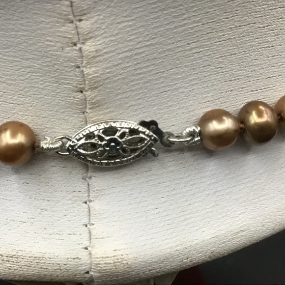 14k White Solid Gold Pearl Pendant Necklace w Natural pearl in gold/bronze color - Picture 4 of 10